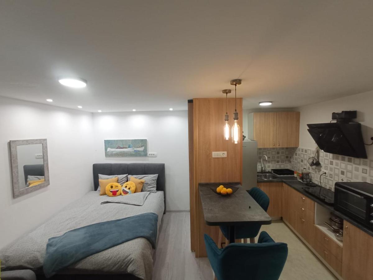 Little Lion Apartment Сплит Екстериор снимка