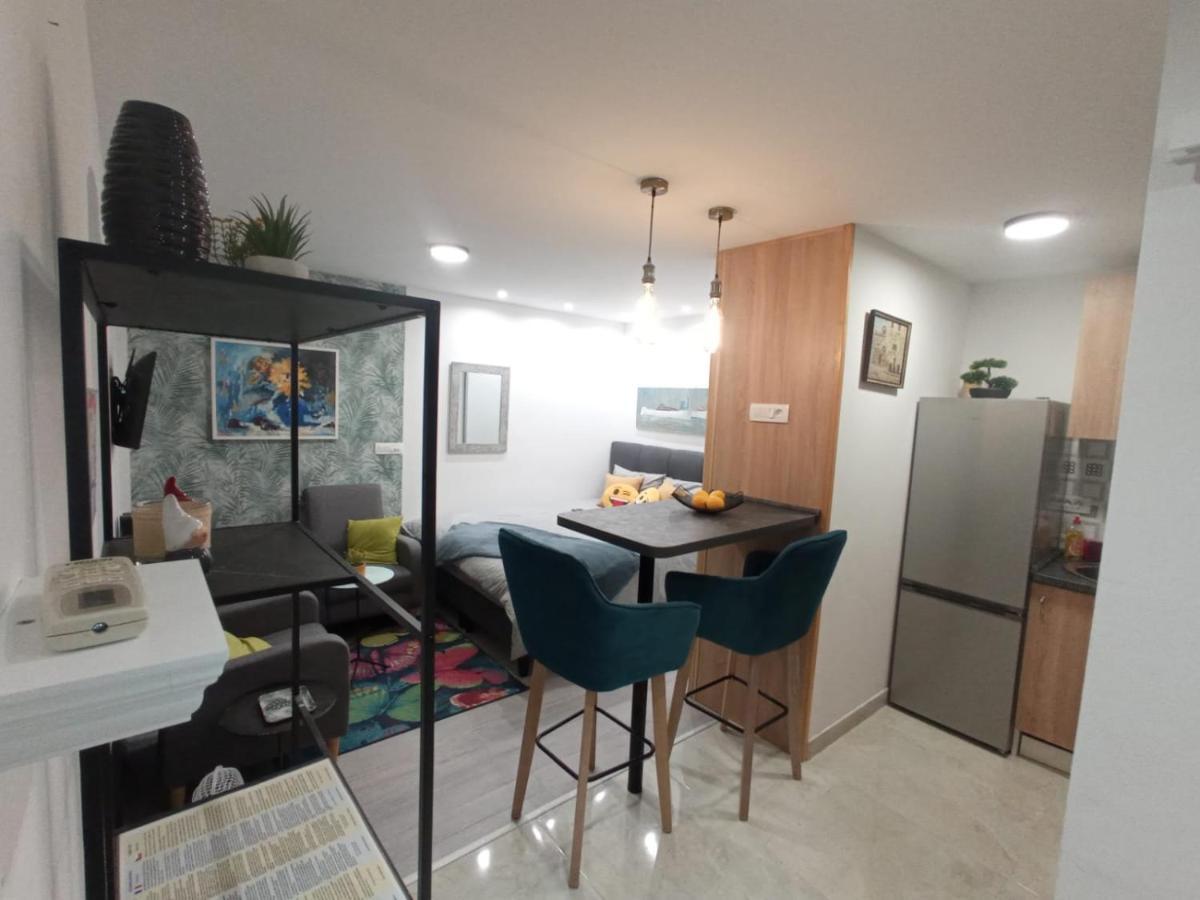 Little Lion Apartment Сплит Екстериор снимка